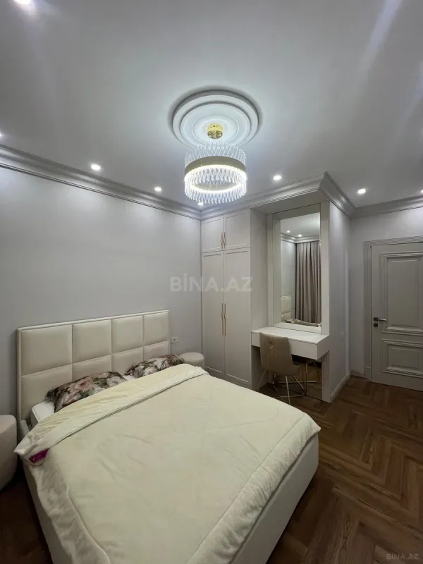 Satılır 3 otaqlı mənzil 100 m²