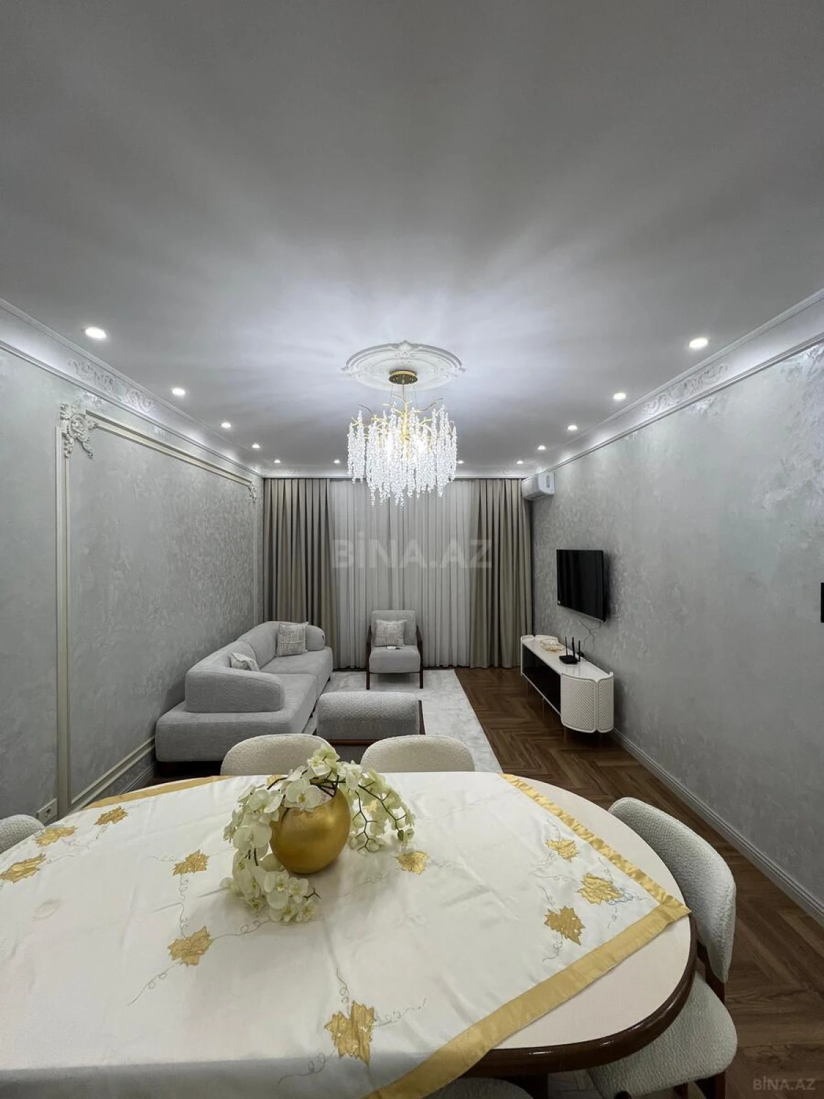 Satılır 3 otaqlı mənzil 100 m²