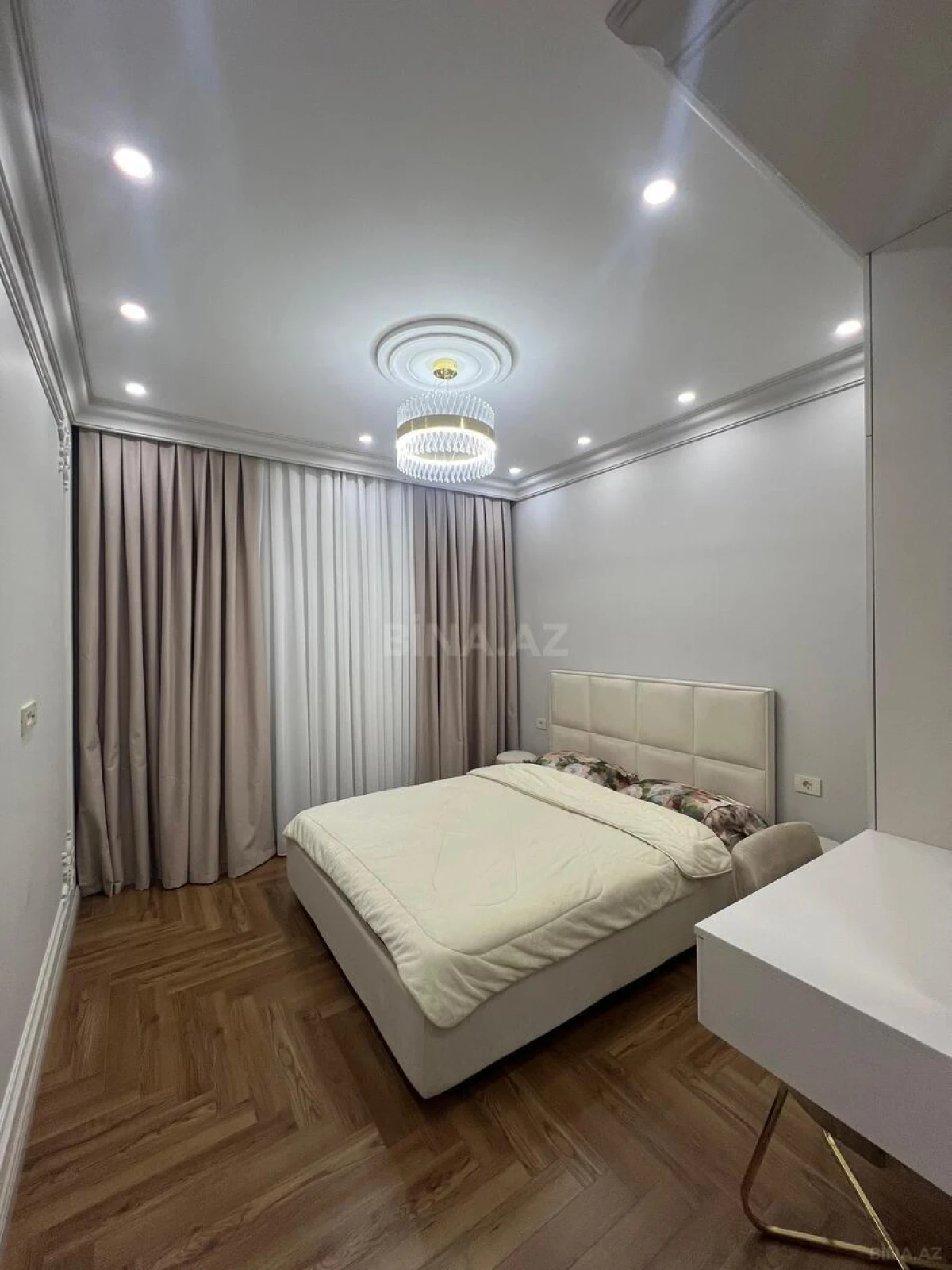 Satılır 3 otaqlı mənzil 100 m²