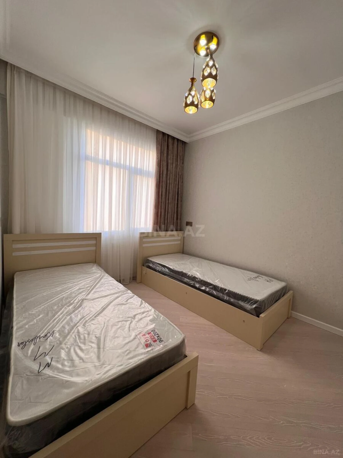 Kirayə verilir 3 otaqlı mənzil 92 m²