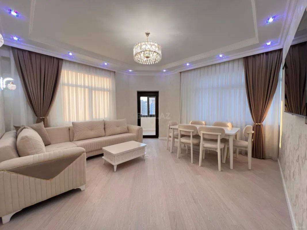 Kirayə verilir 3 otaqlı mənzil 92 m²