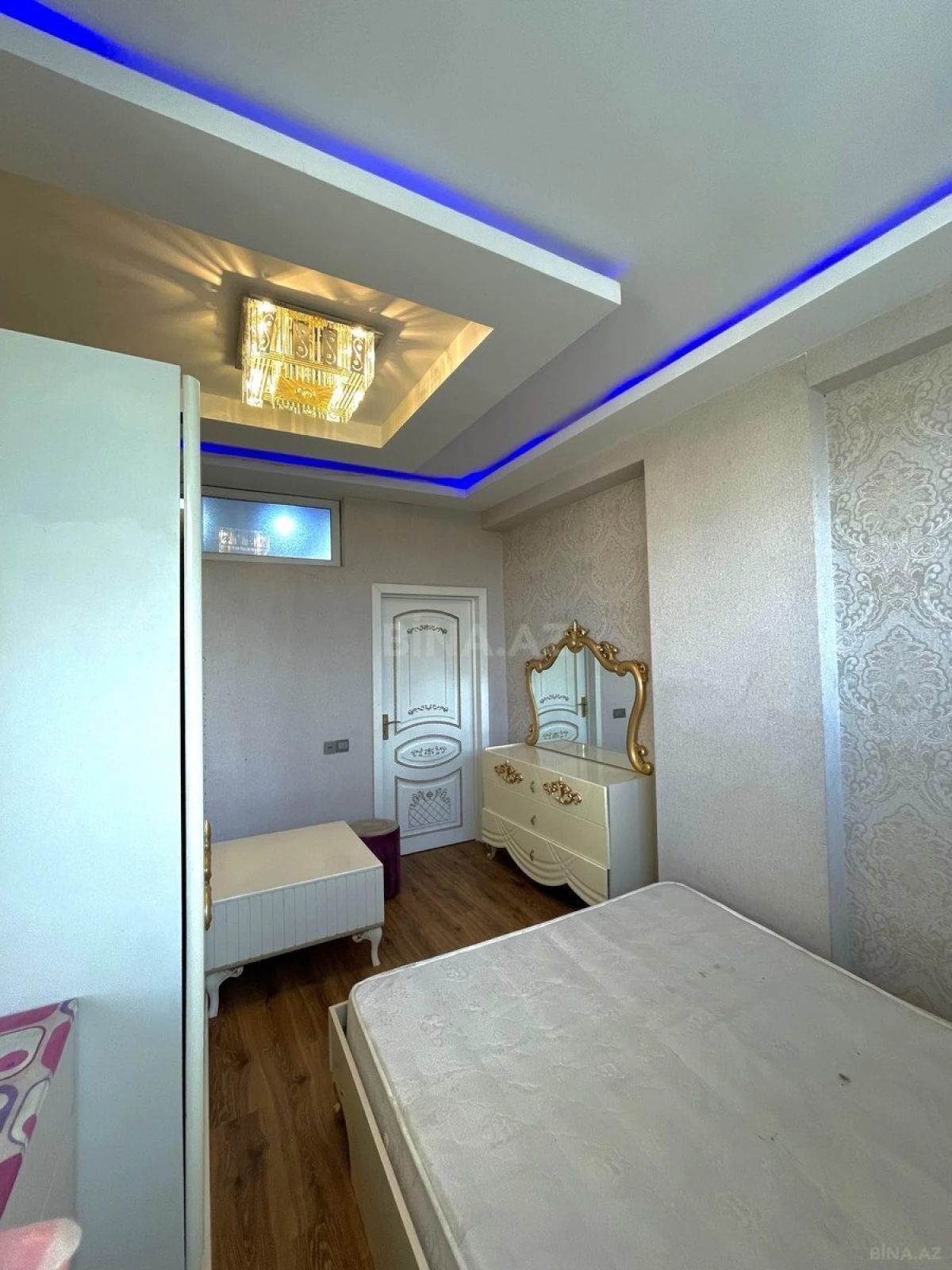 Satılır 2 otaqlı mənzil 54 m²