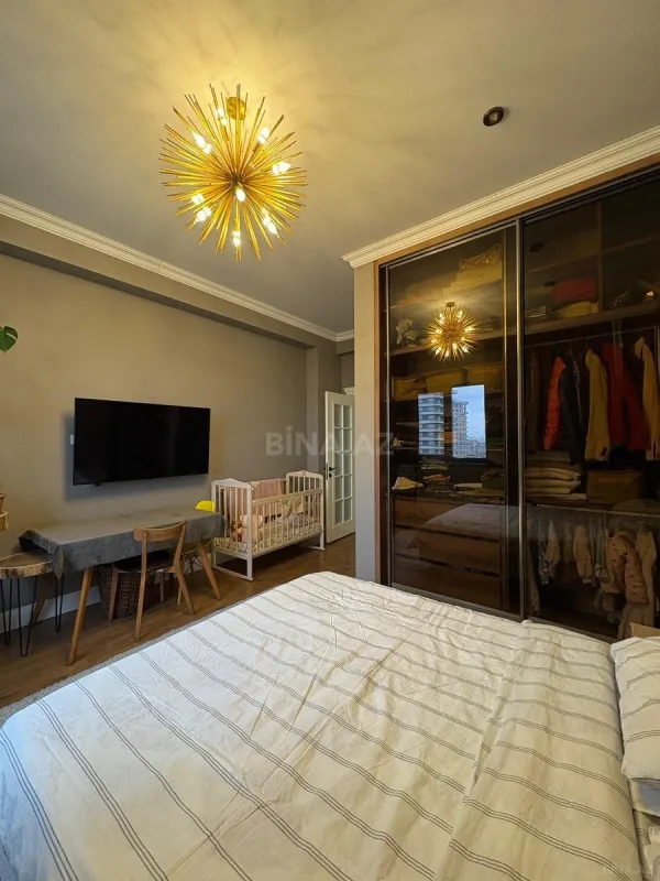 Kirayə verilir 3 otaqlı mənzil 157 m²