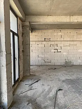 Satılır 2 otaqlı mənzil 72 m²