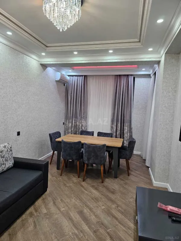 Satılır 2 otaqlı mənzil 100 m²