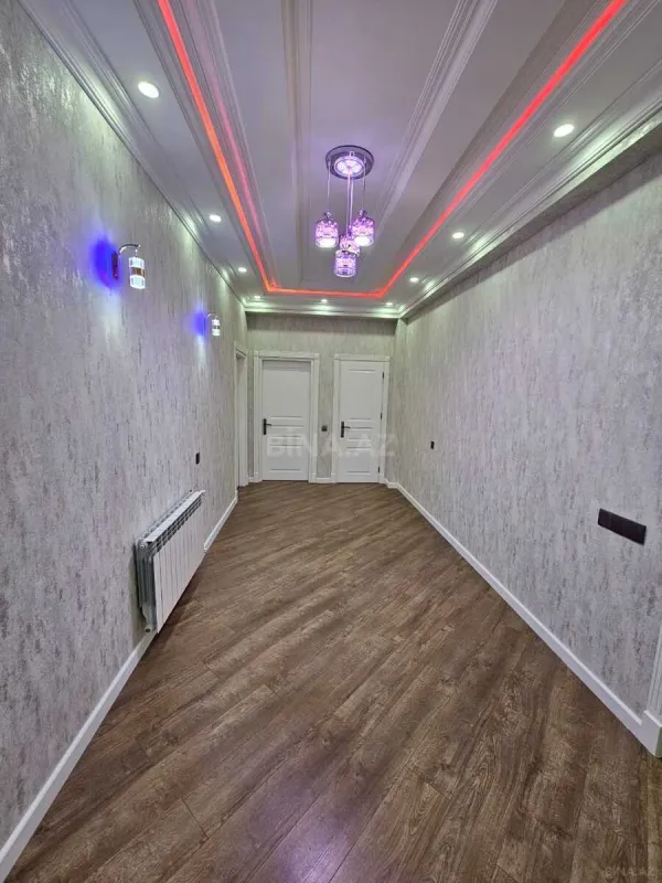 Satılır 2 otaqlı mənzil 100 m²