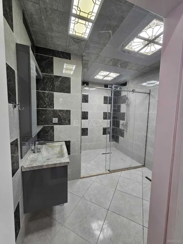 Satılır 2 otaqlı mənzil 100 m²