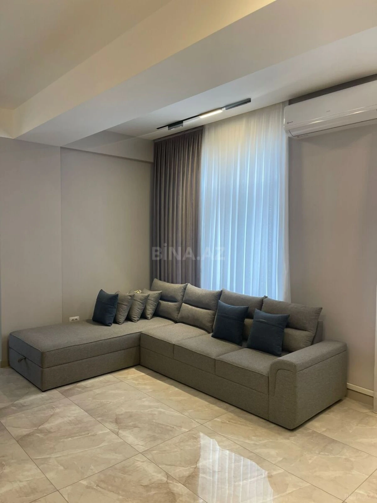 Kirayə verilir 3 otaqlı mənzil 90 m²