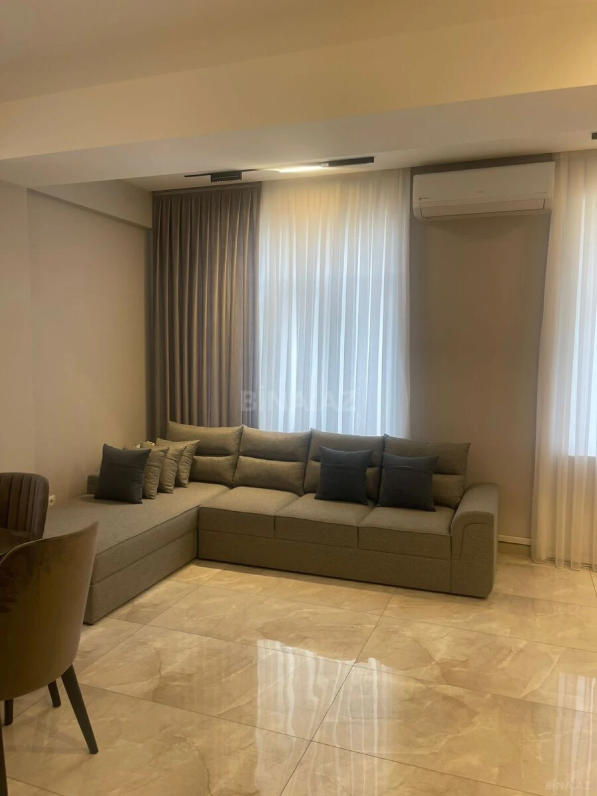 Kirayə verilir 3 otaqlı mənzil 90 m²