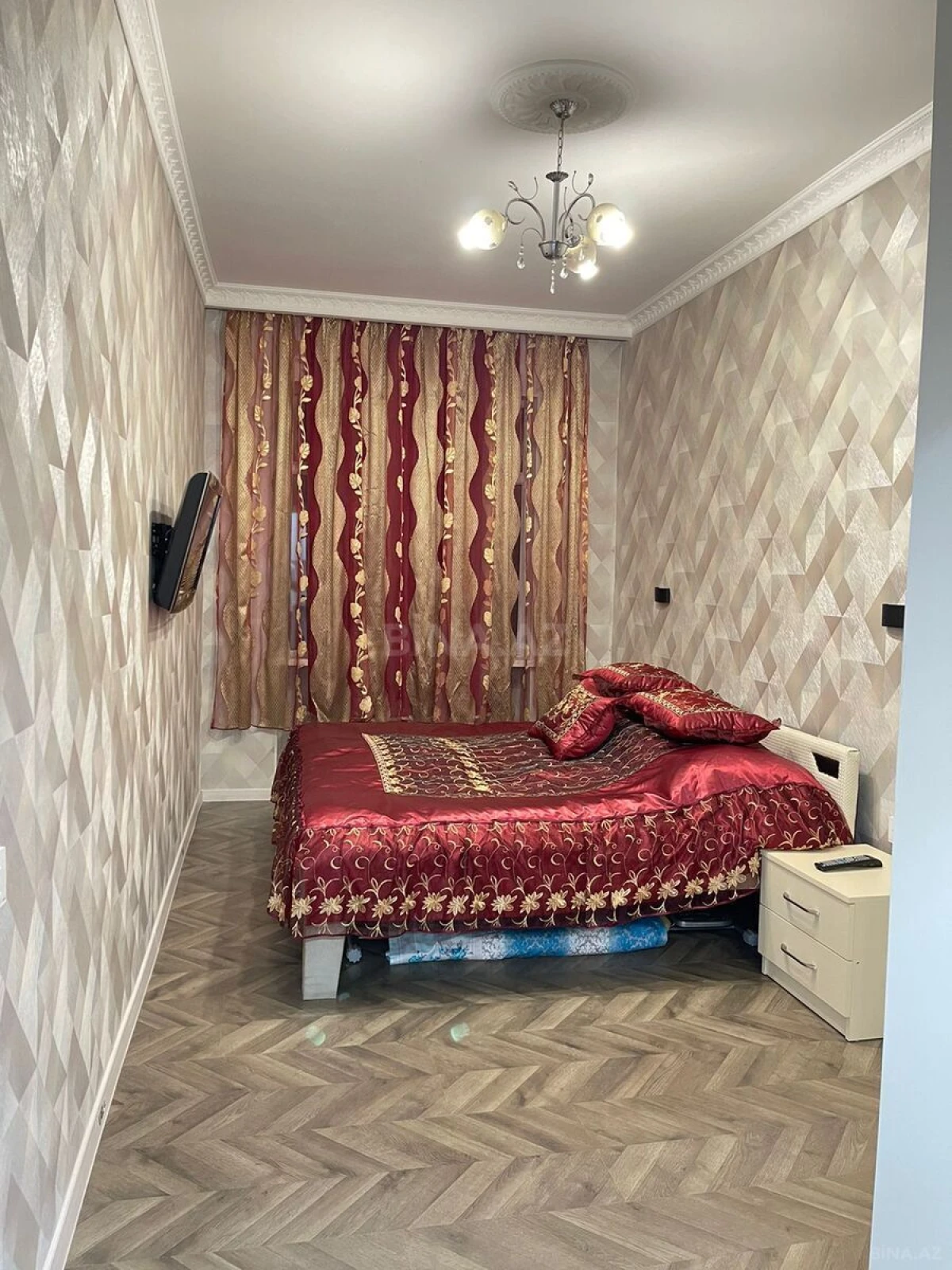 Kirayə verilir 2 otaqlı mənzil 60 m²