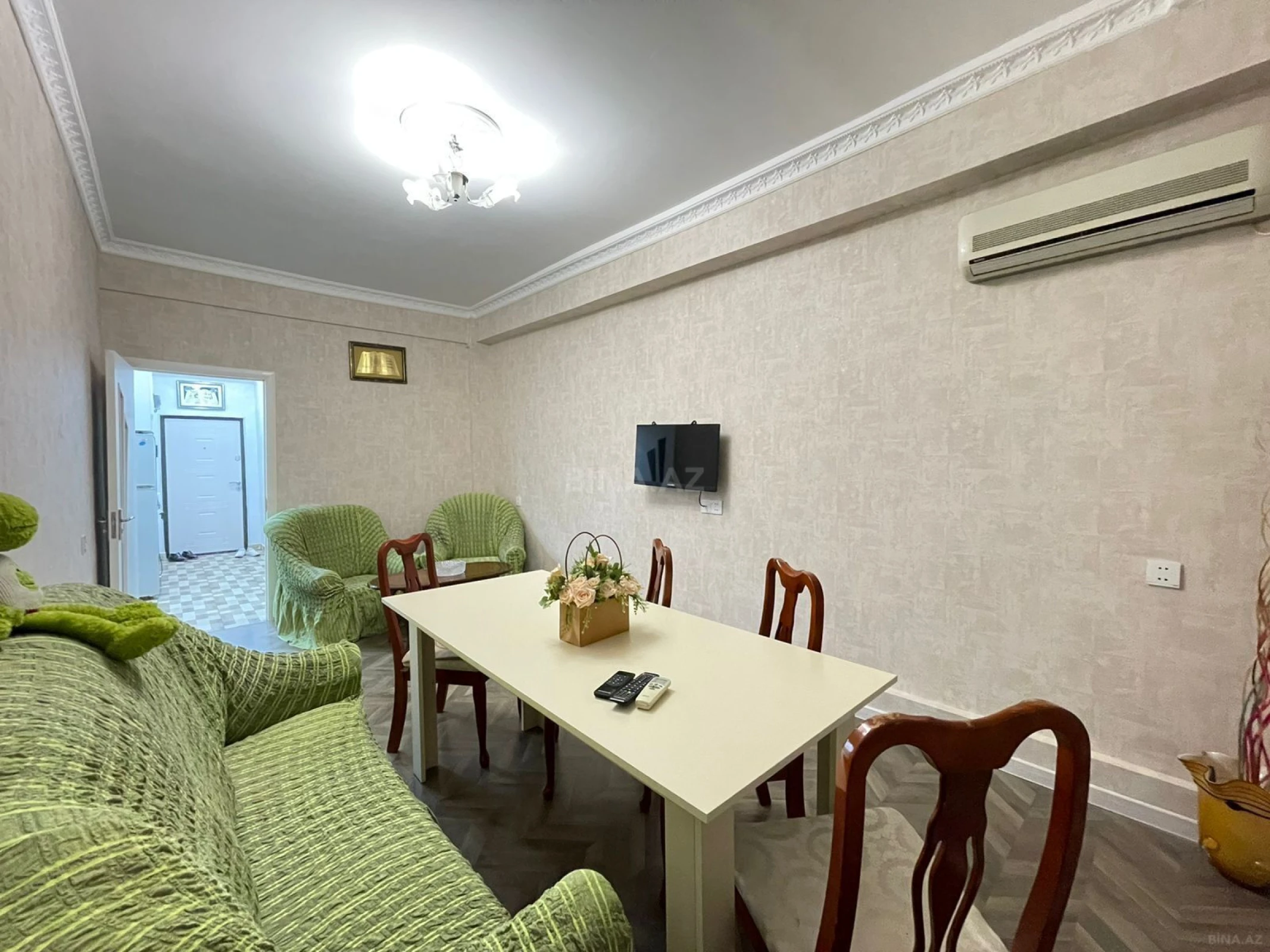 Kirayə verilir 2 otaqlı mənzil 60 m²