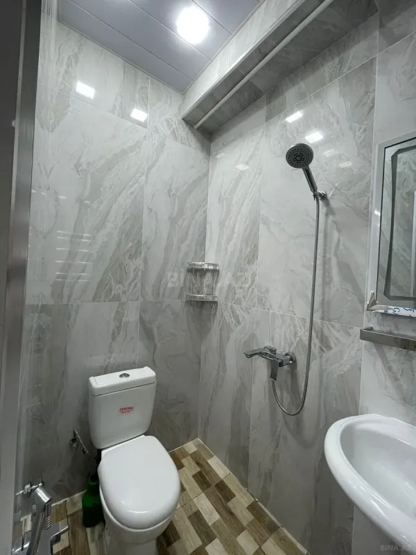 Kirayə verilir 2 otaqlı mənzil 60 m²