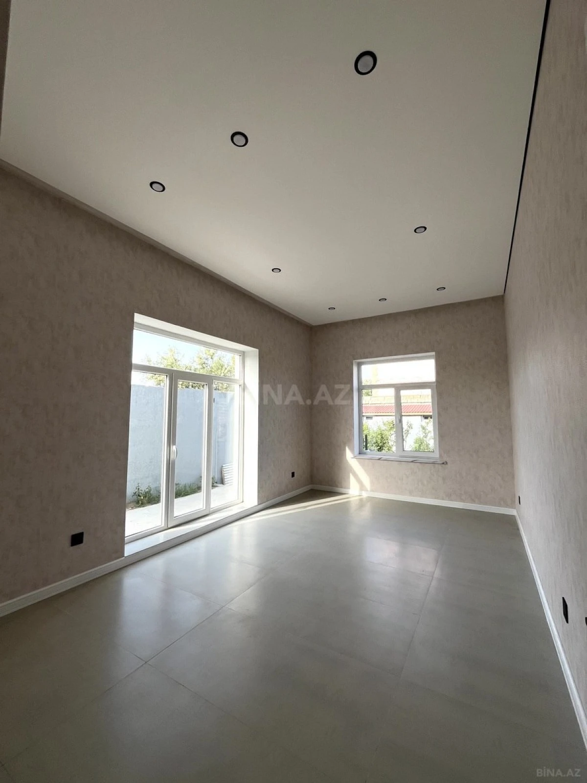 Satılır 4 otaqlı həyət evi 125 m²