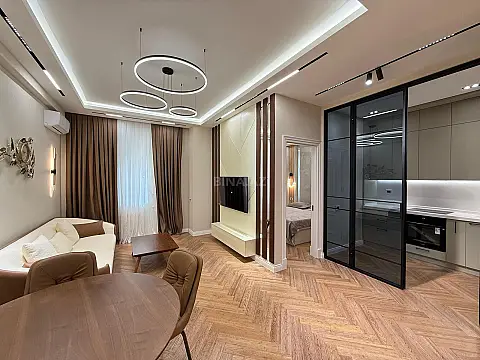 Satılır 2 otaqlı mənzil 68 m²