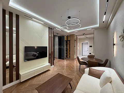 Satılır 2 otaqlı mənzil 68 m²
