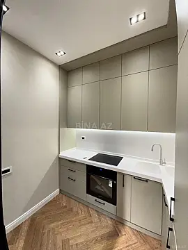Satılır 2 otaqlı mənzil 68 m²