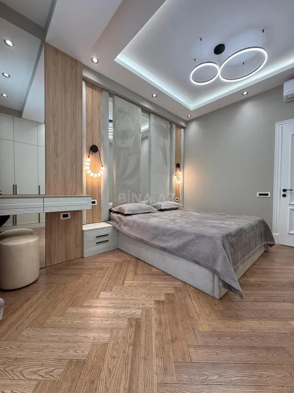 Satılır 2 otaqlı mənzil 68 m²