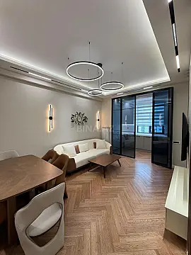 Satılır 2 otaqlı mənzil 68 m²
