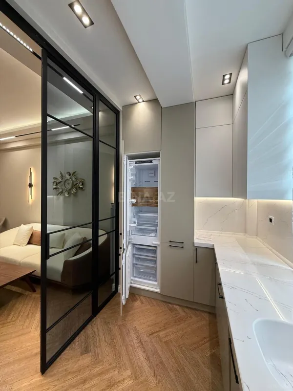 Satılır 2 otaqlı mənzil 68 m²