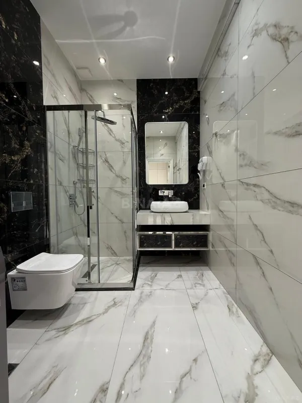 Satılır 2 otaqlı mənzil 68 m²
