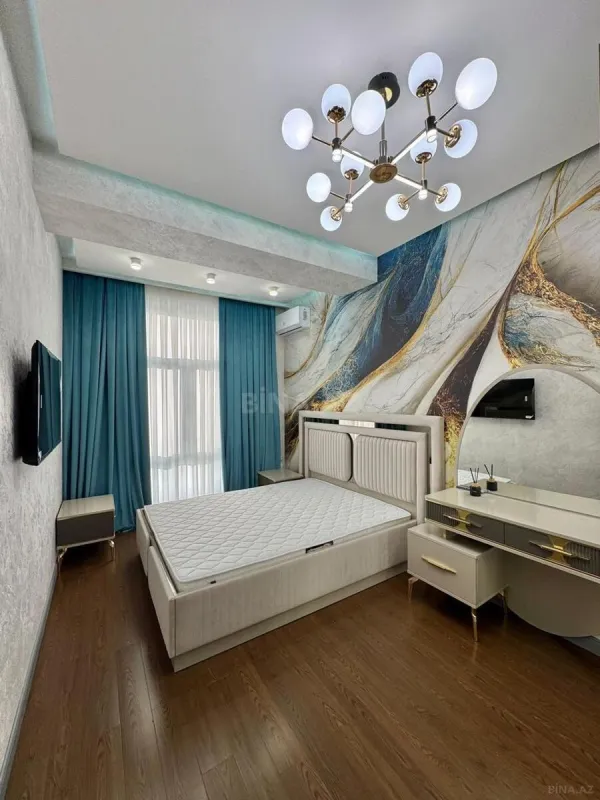 Satılır 3 otaqlı mənzil 108 m²