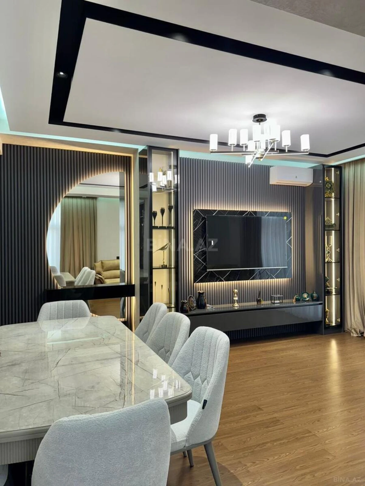 Satılır 3 otaqlı mənzil 108 m²