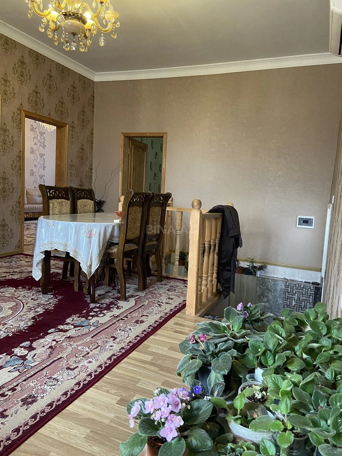 Satılır 4 otaqlı həyət evi 180 m²