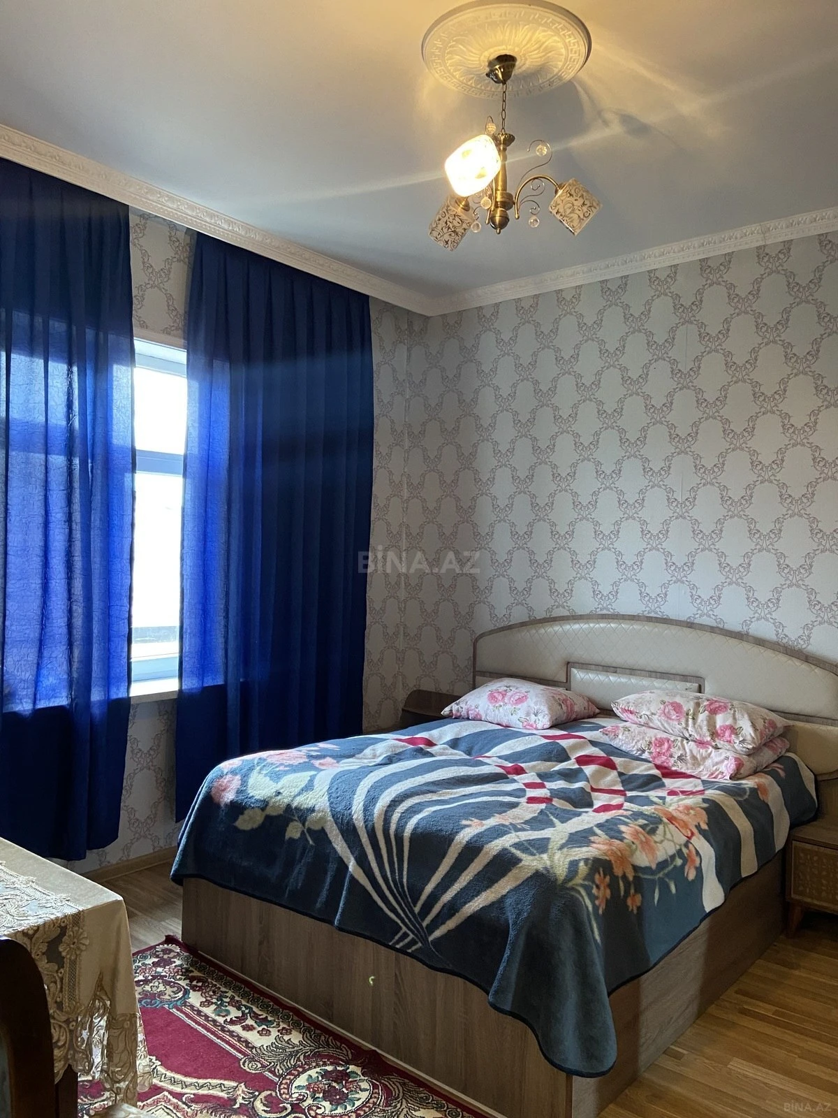 Satılır 4 otaqlı həyət evi 180 m²