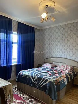 Satılır 4 otaqlı həyət evi 180 m²