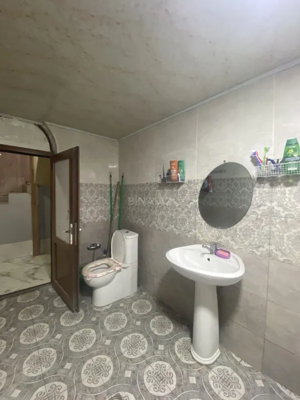 Satılır 4 otaqlı həyət evi 180 m²