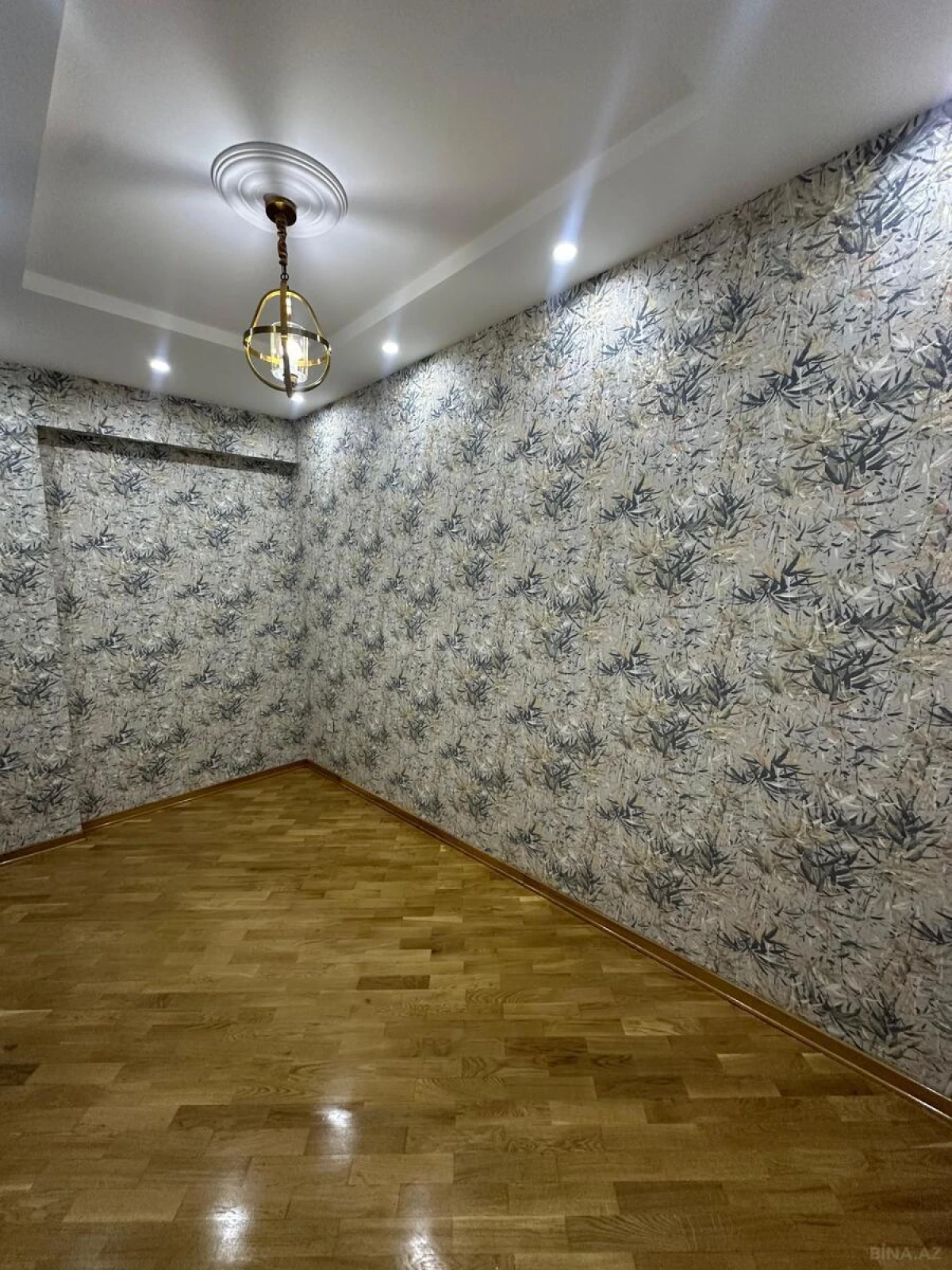 Satılır 3 otaqlı mənzil 85 m²