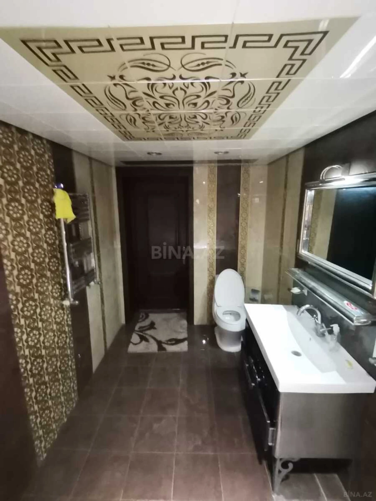 Satılır 6 otaqlı həyət evi 350 m²