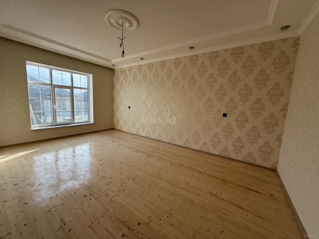 Satılır 4 otaqlı həyət evi 120 m²