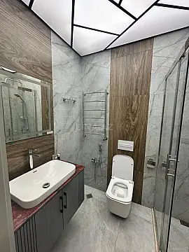 Satılır 2 otaqlı mənzil 70 m²