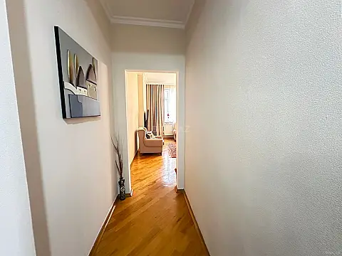 Satılır 2 otaqlı mənzil 78 m²