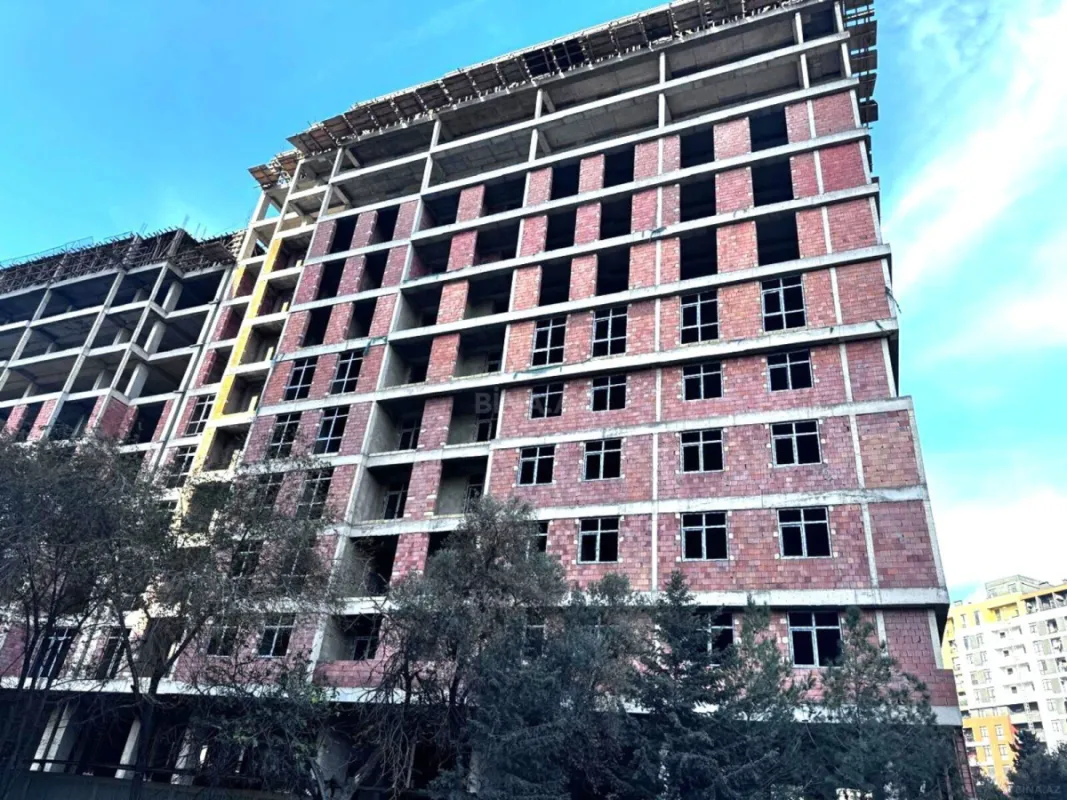 Satılır 1 otaqlı mənzil 69 m²