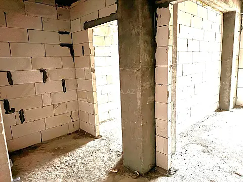 Satılır 1 otaqlı mənzil 69 m²