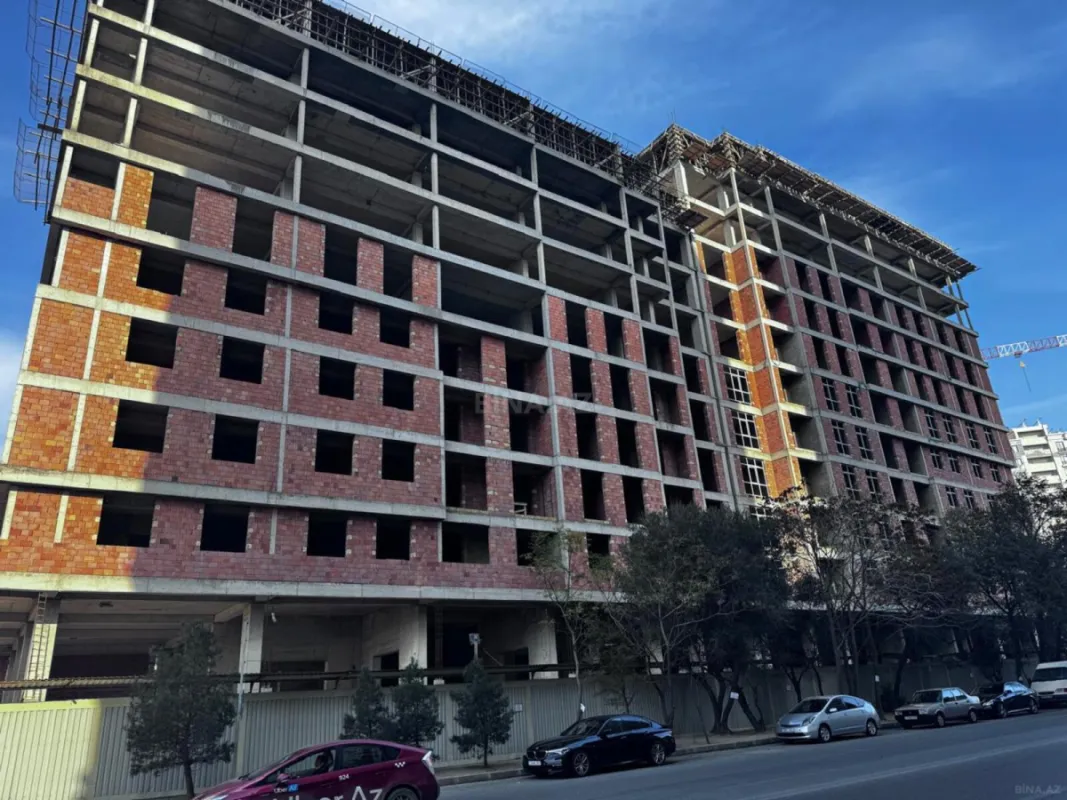 Satılır 3 otaqlı mənzil 114 m²