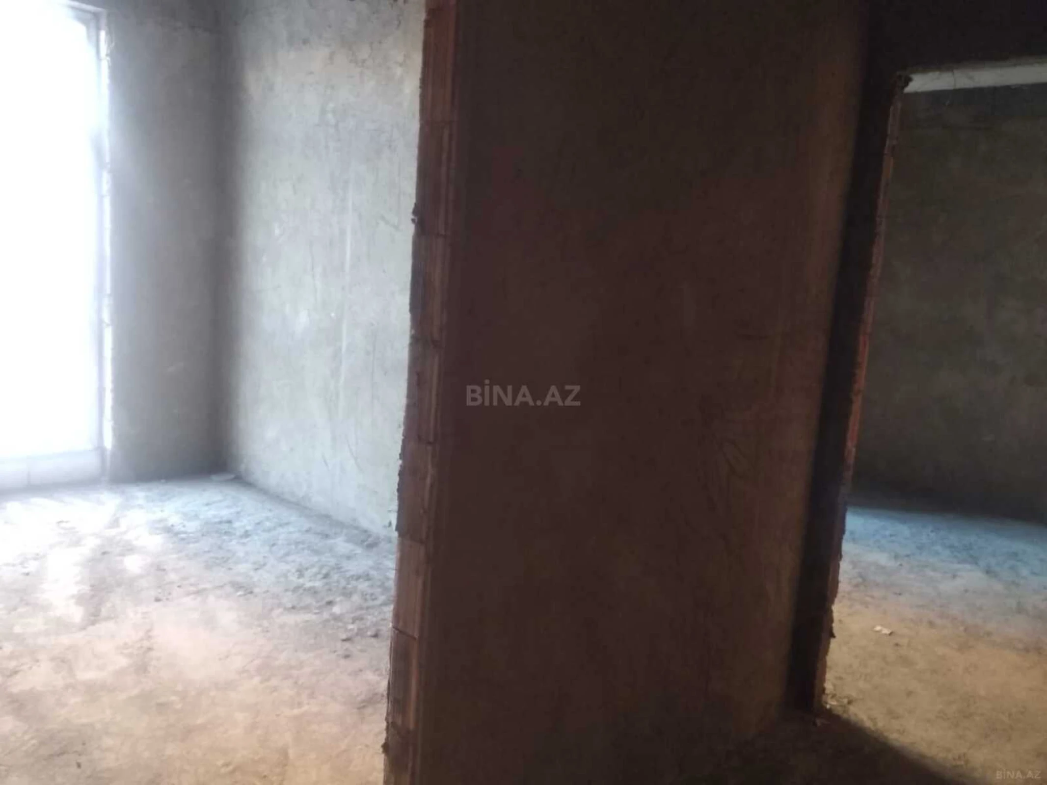 Satılır 3 otaqlı mənzil 114 m²