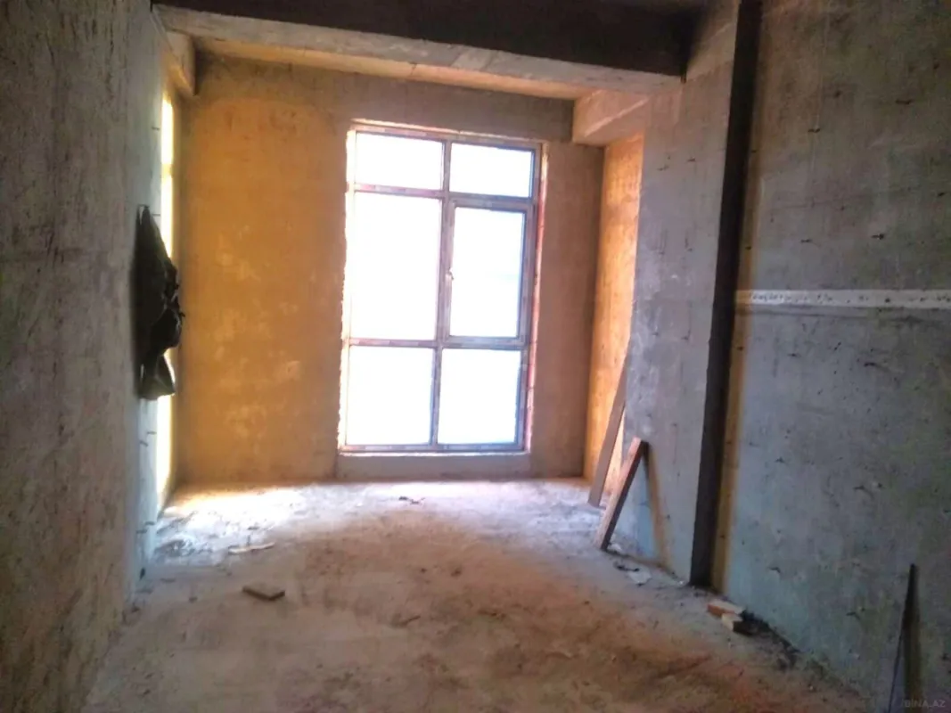 Satılır 3 otaqlı mənzil 114 m²