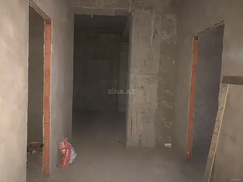 Satılır 3 otaqlı mənzil 157 m²