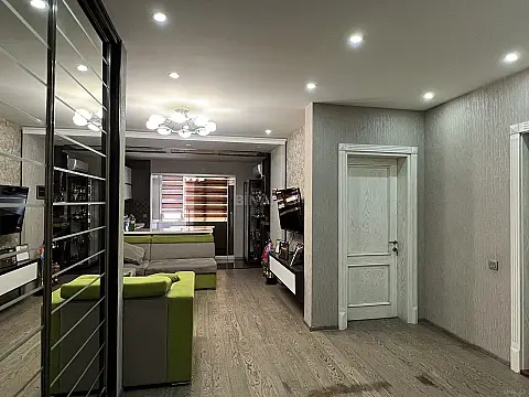 Satılır 2 otaqlı mənzil 68 m² — Bakı, 8-ci kilometr 2 otaq 68.00 m²