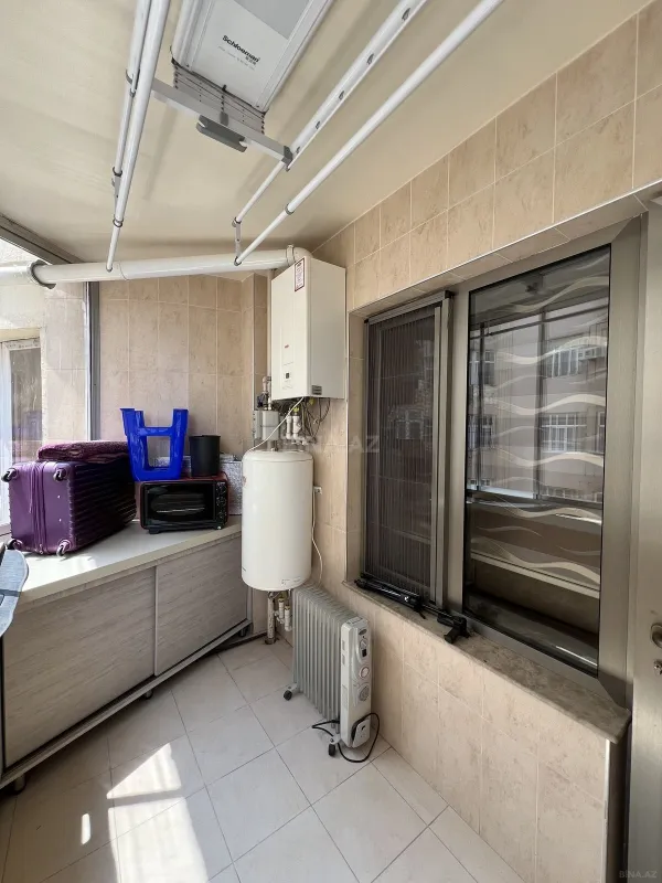 Satılır 2 otaqlı mənzil 68 m²