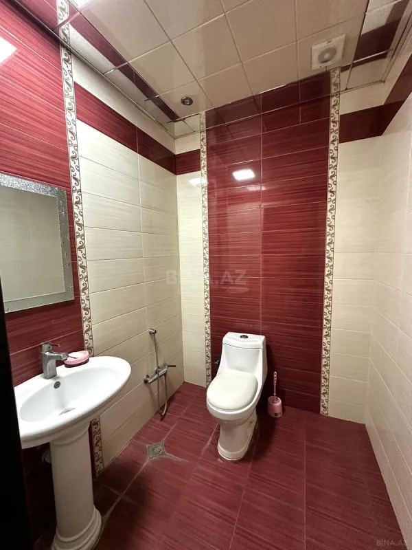 Satılır 3 otaqlı mənzil 125 m²