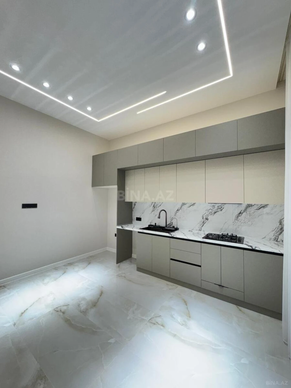 Satılır 4 otaqlı həyət evi 170 m²