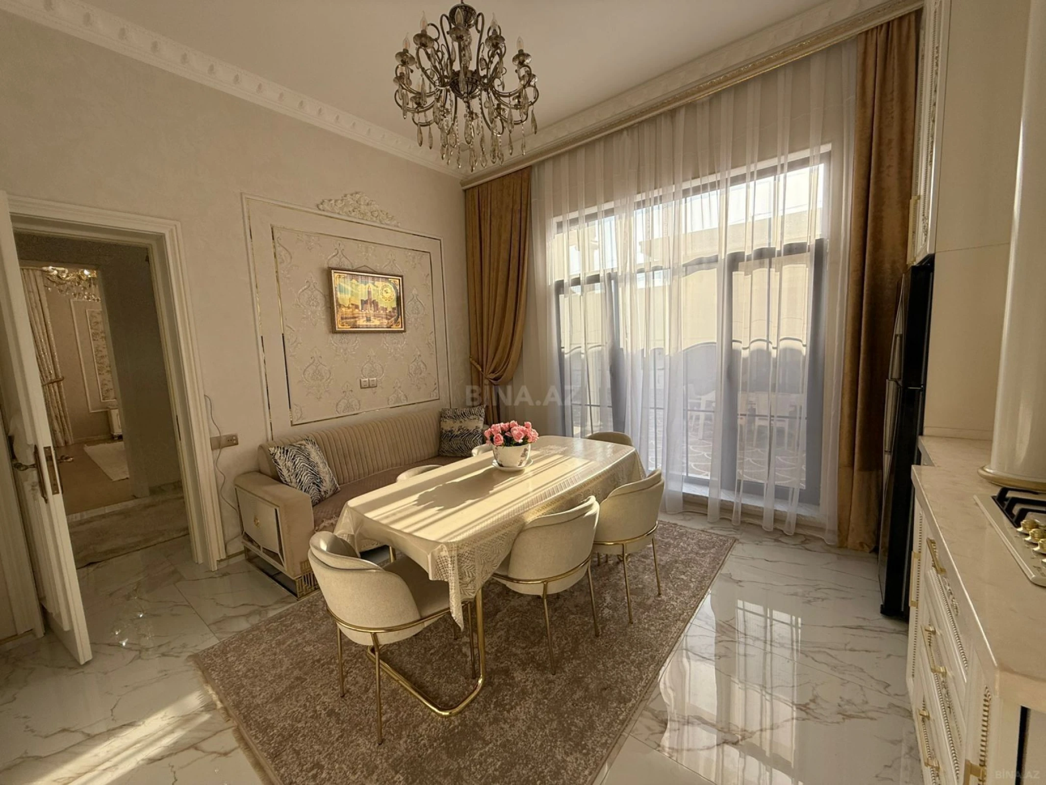 Satılır 4 otaqlı həyət evi 200 m²