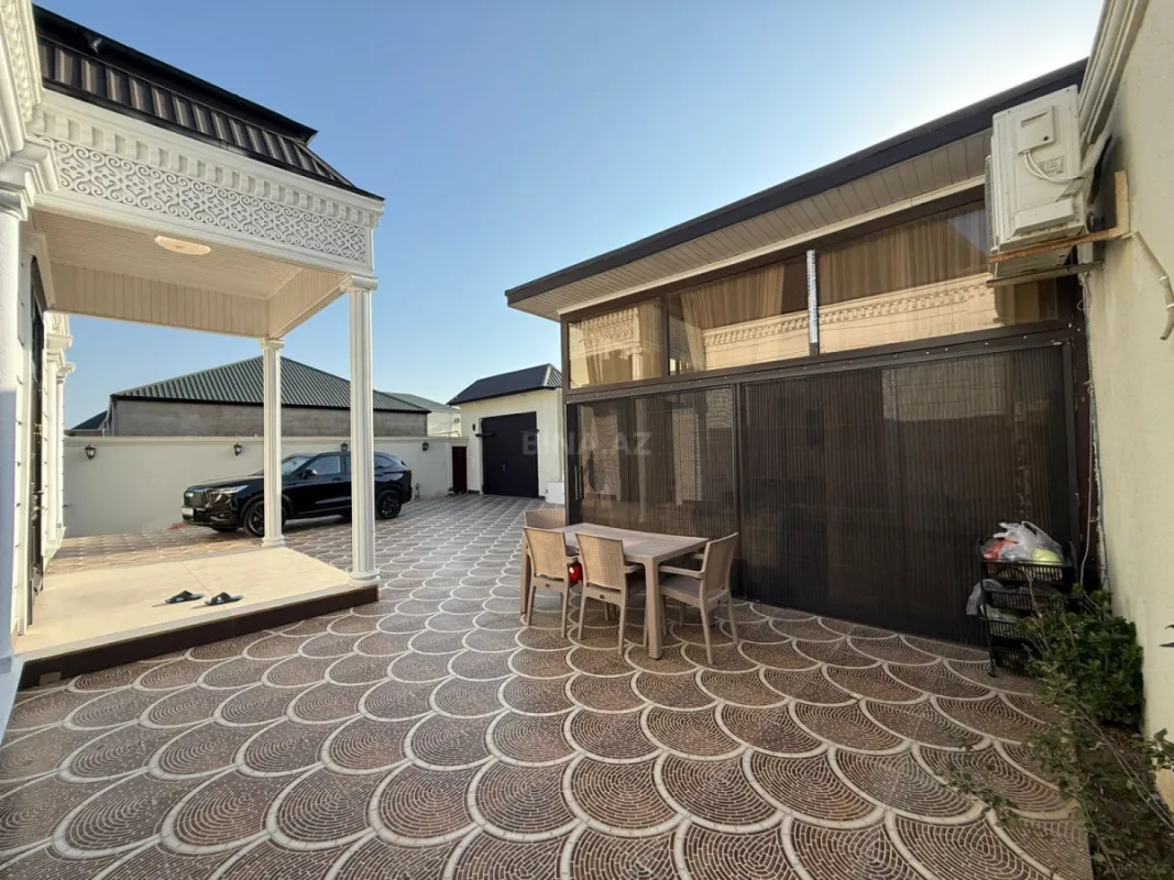Satılır 4 otaqlı həyət evi 200 m²