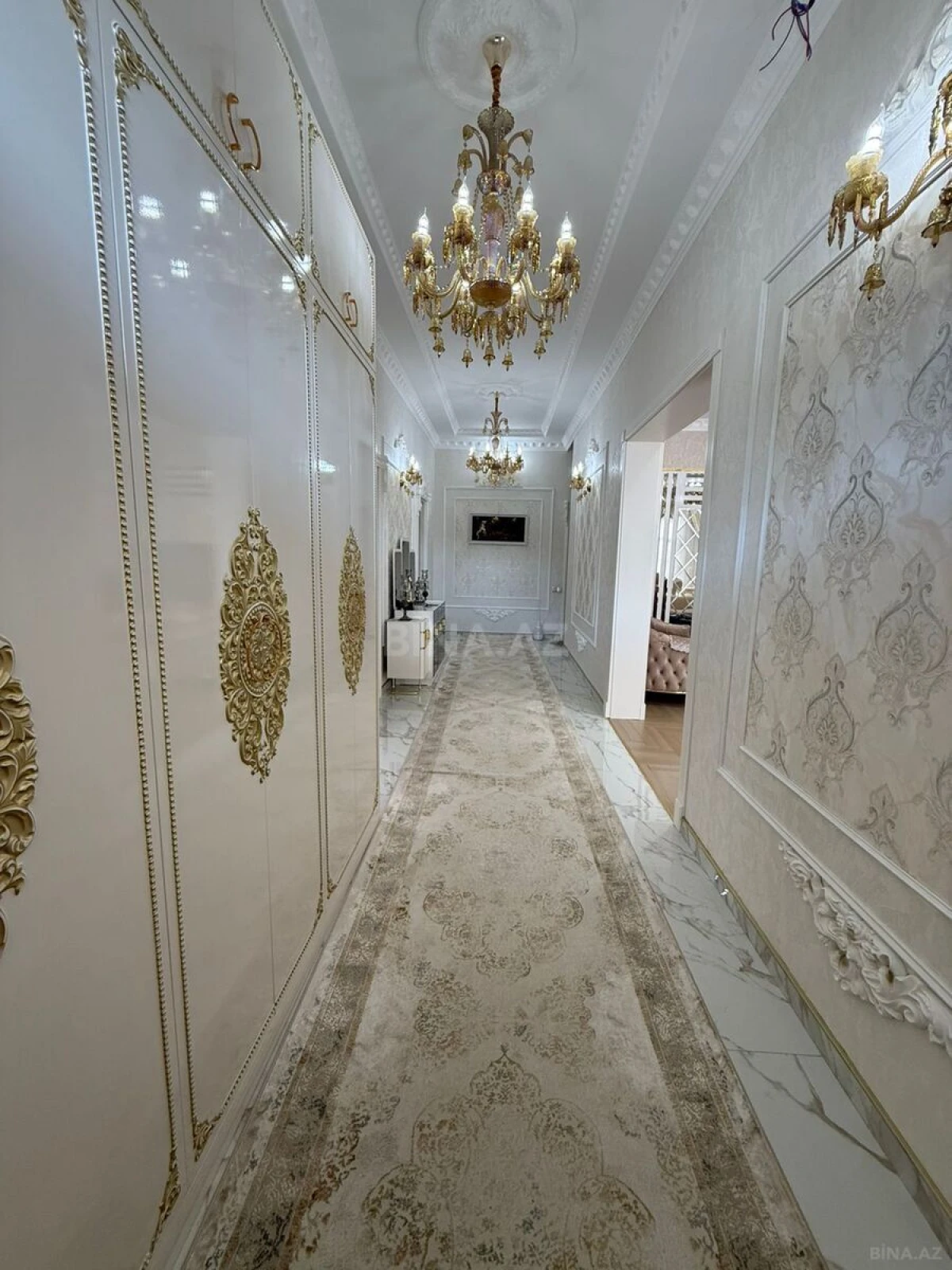 Satılır 4 otaqlı həyət evi 200 m²