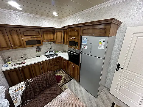 Satılır 5 otaqlı həyət evi 180 m²