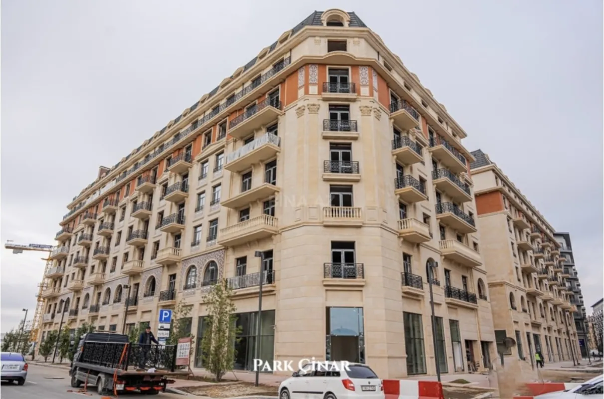 Satılır 3 otaqlı mənzil 128.3 m²